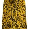 Versace Chemise de pyjama en soie à imprimé baroque Prix Légers hauts de pyjama femme 2 Versace chemise de pyjama en soie à imprimé baroque
