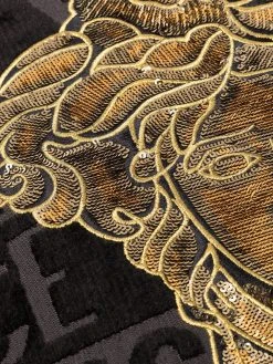 Versace coussin à sequins Medusa