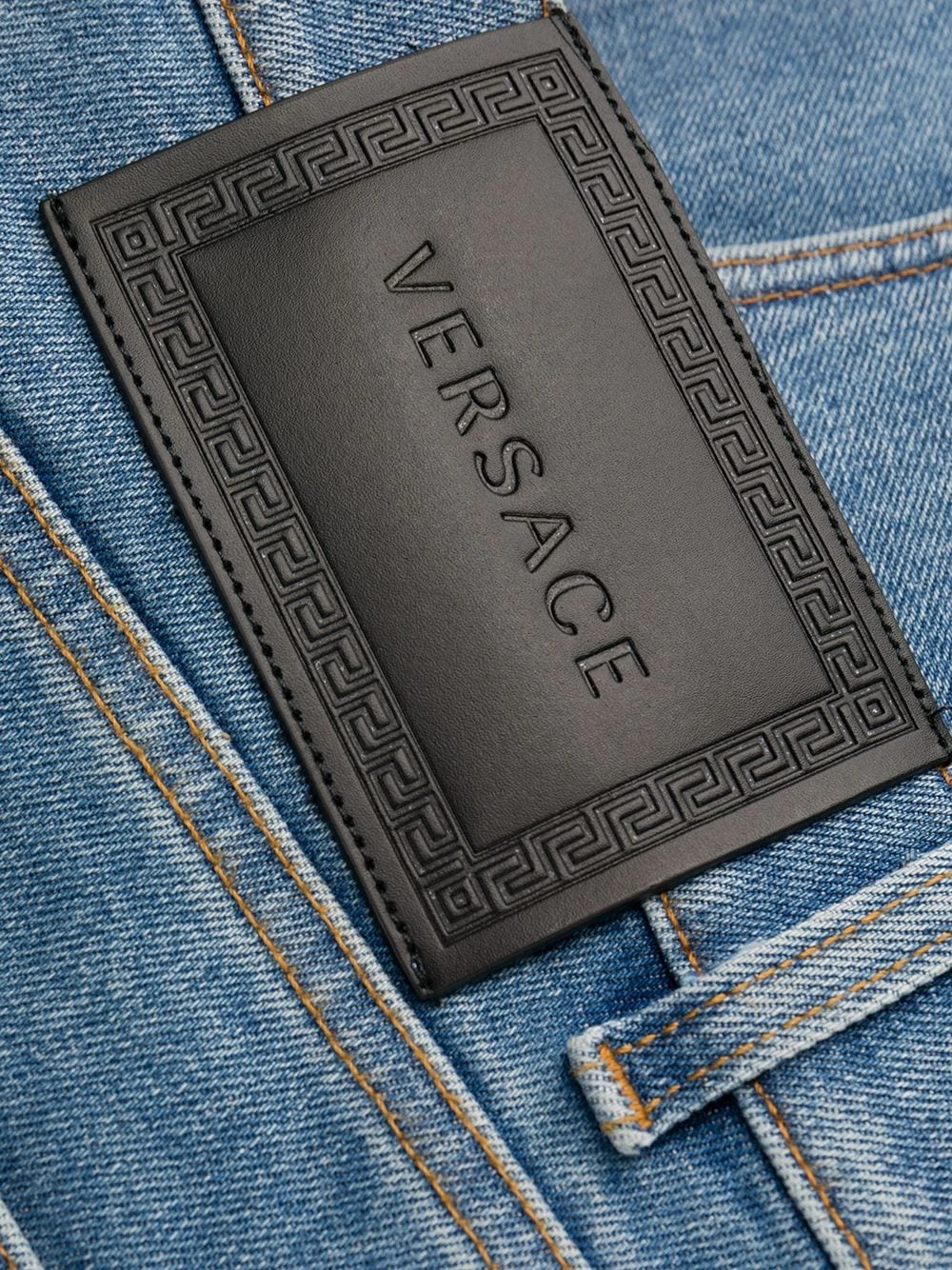 Soldes En Ligne Versace Jean slim à patch logo jeans slim homme 8 Versace jean slim à patch logo