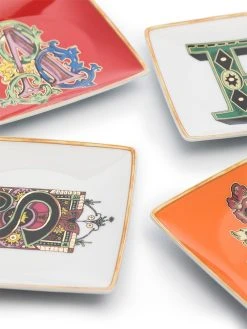 Versace lot de sept assiettes