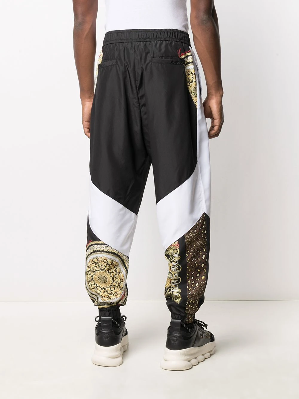 Versace Pantalon de jogging à imprimé baroque Prix Exclusifs pantalons de survêtement homme 6 Versace pantalon de jogging à imprimé baroque