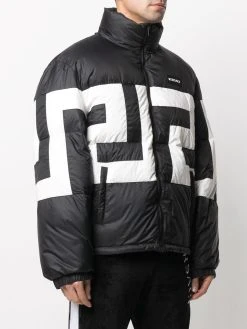 Versace veste matelassée à imprimé Greca