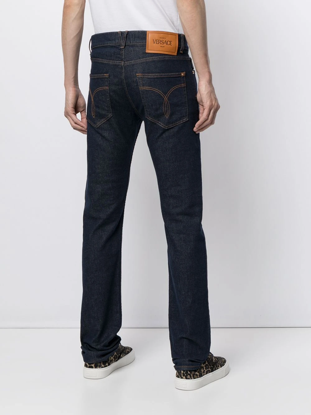 Versace Jean droit à motif Medusa brodé Prix Exclusifs jeans droits femme 7 Versace jean droit à motif Medusa brodé