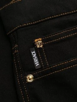 Versace Jean droit à patch logo Un Tarif Préférentiel jeans regular & jeans droits homme 14 Versace jean droit à patch logo