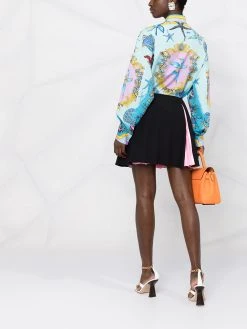 Versace chemise à imprimé graphique