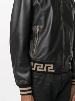 Versace Veste bomber à motif Greca Qualité Garantie vestes bomber homme 13 Versace veste bomber à motif Greca