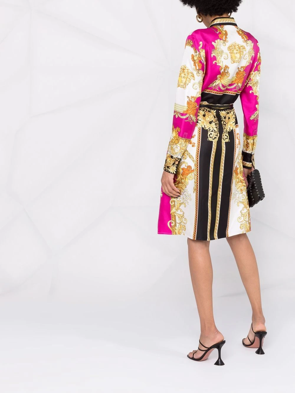 Versace Robe chemise en soie à imprimé Medusa Renaissance Qualité Garantie robes de jour femme 6 Versace robe-chemise en soie à imprimé Medusa Renaissance