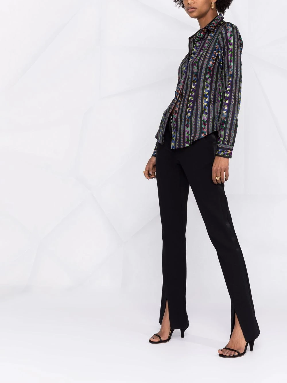 Versace Marchandise de première qualité Chemise en soie à imprimé Greca Neon chemises femme 6 Versace chemise en soie à imprimé Greca Neon