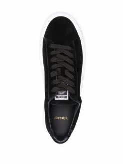 Versace baskets en velours Greca à semelle épaisse