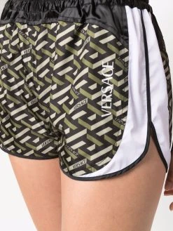 Versace short à motif géométrique