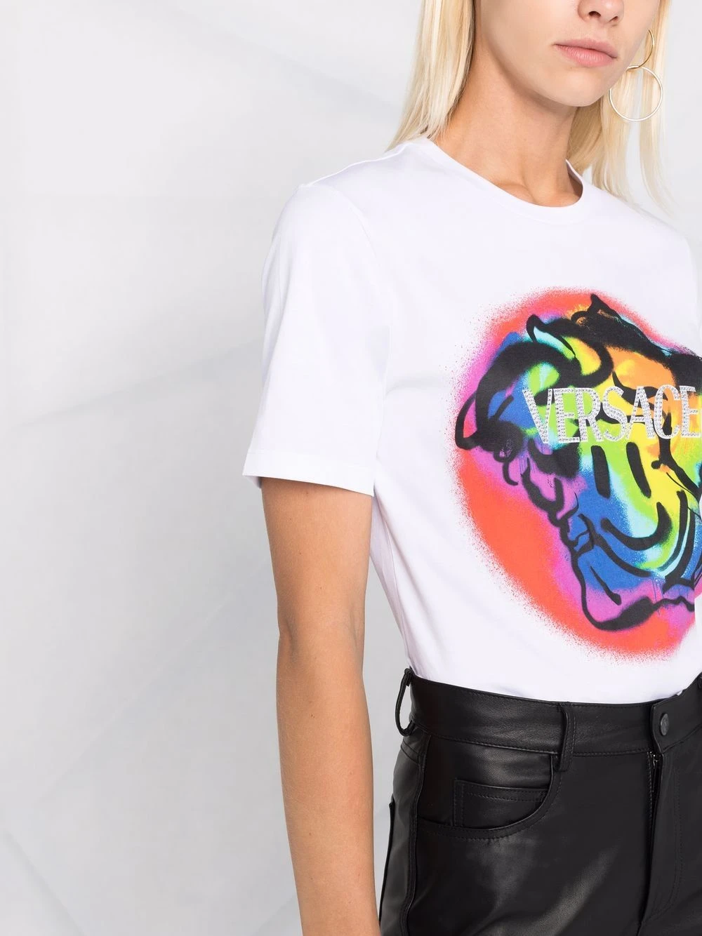 Prix Équitable Versace T shirt à imprimé graphique t-shirts & jerseys femme 5 Versace t-shirt à imprimé graphique