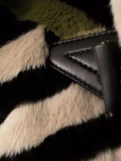 Versace manteau à imprimé monogrammé