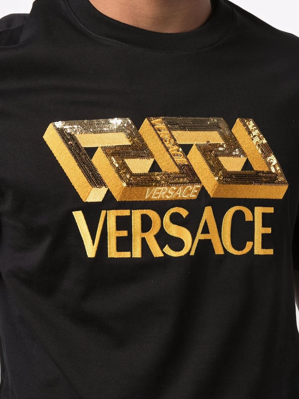 Versace Prix De Rêve T shirt à logo brodé de sequins t-shirts homme 7 Versace t-shirt à logo brodé de sequins