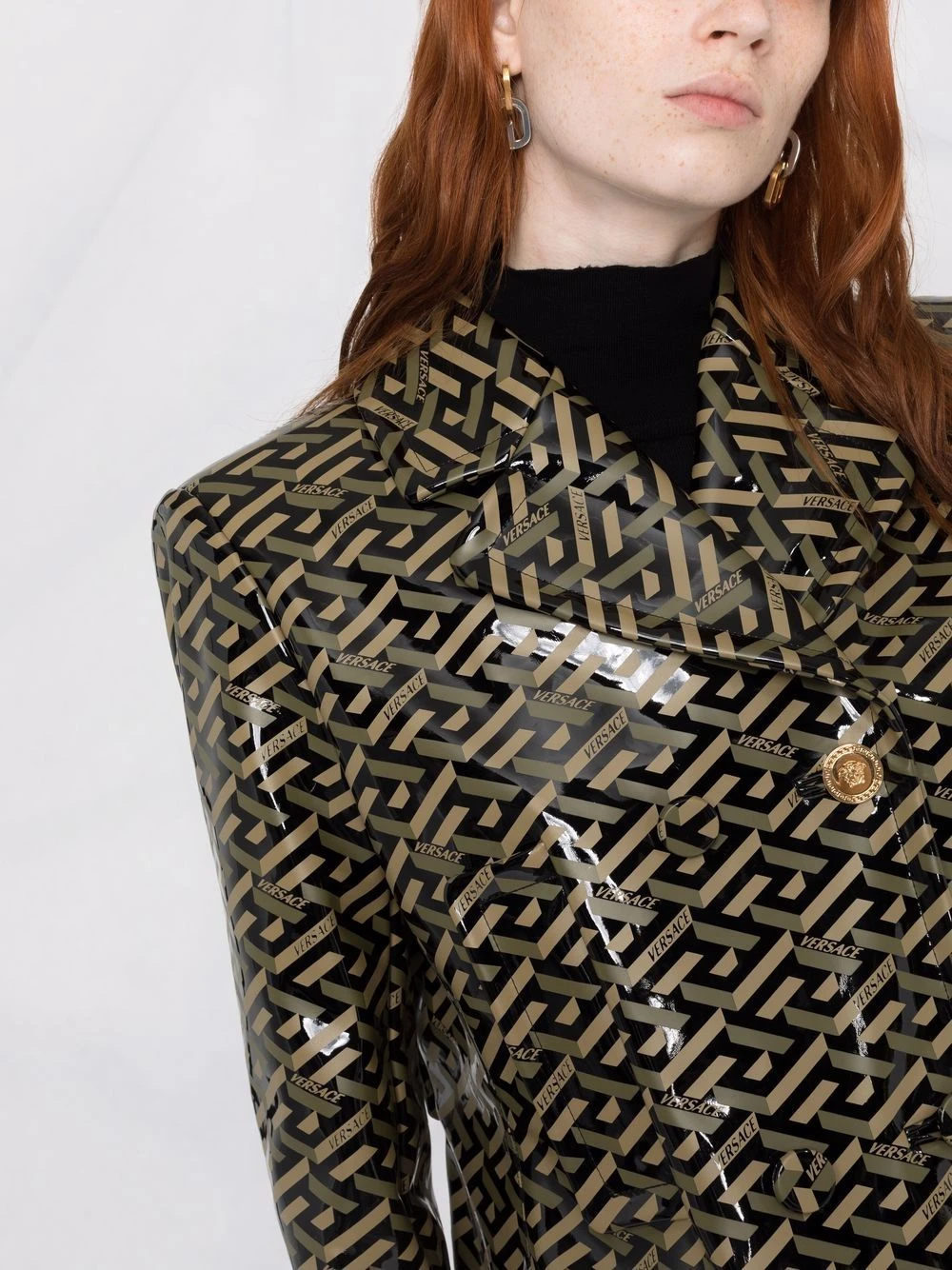 Versace Prix Sacrifiés Manteau à imprimé La Greca manteaux à simple boutonnage femme 7 Versace manteau à imprimé La Greca