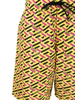 Versace short de bain Greca à logo imprimé