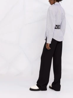 Prix Malin Versace Chemise rayée à bande logo en intarsia chemises femme 11 Versace chemise rayée à bande logo en intarsia