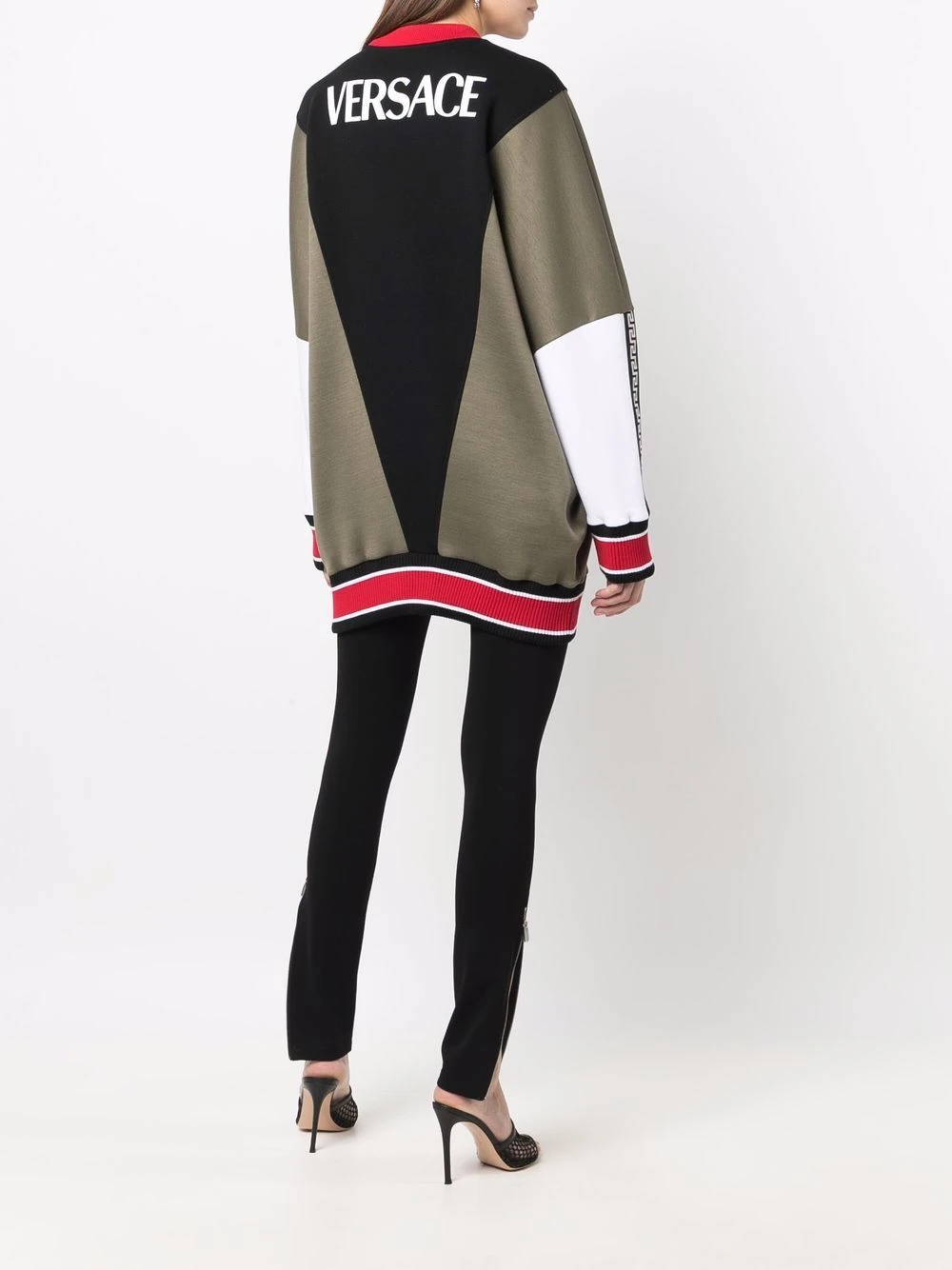 Versace Sweat Medusa à empiècements contrastants Prix Légers sweats femme 6 Versace sweat Medusa à empiècements contrastants