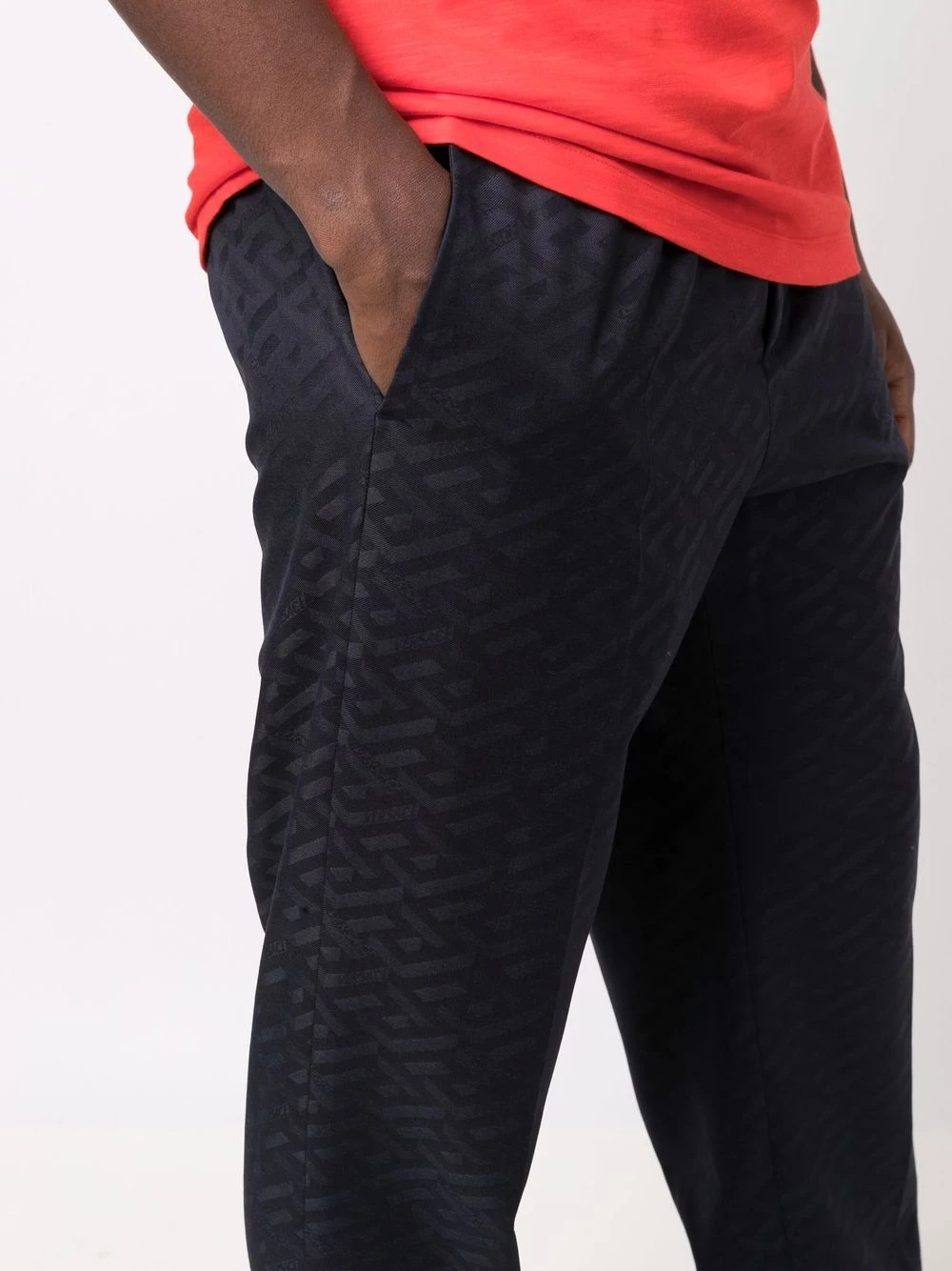 Bas Prix Versace Pantalon à imprimé Greca pantalons de survêtement homme 7 Versace pantalon à imprimé Greca