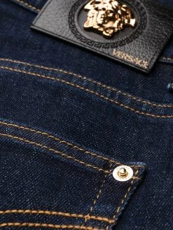 Versace jean slim à taille mi-haute