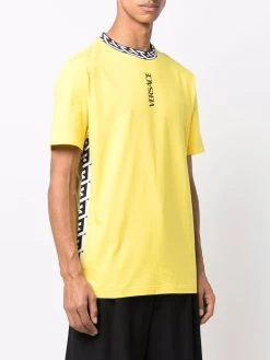 Prix Cassé Versace T shirt à détails imprimés La Greca t-shirts homme 9 Versace t-shirt à détails imprimés La Greca