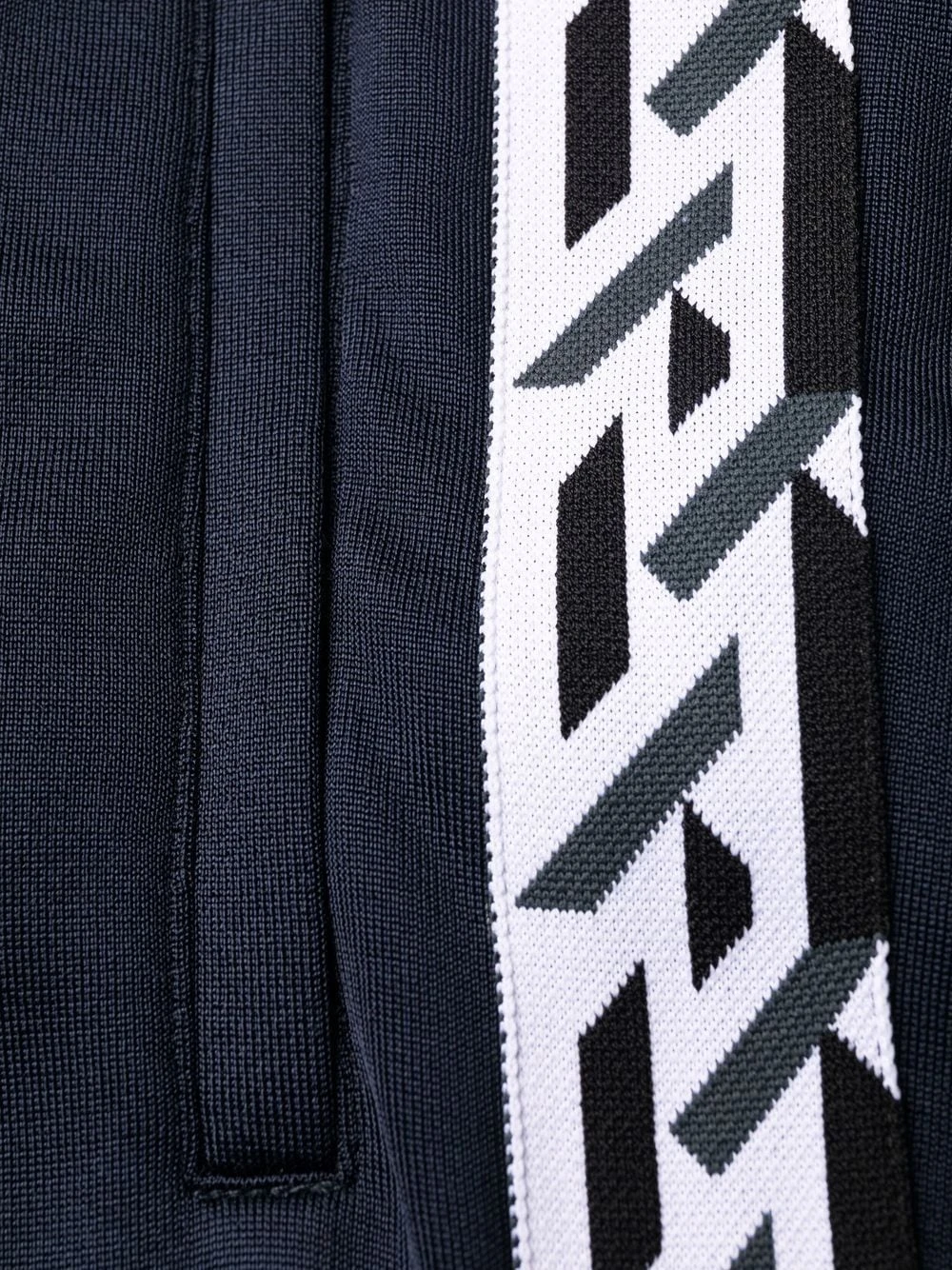 Prix Équitable Versace Pantalon de jogging à imprimé La Greca signature pantalons de survêtement homme 8 Versace pantalon de jogging à imprimé La Greca signature