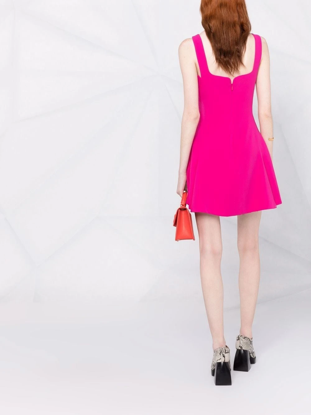 Versace Robe sans manches à encolure carrée Prix Aimable robes de jour femme 6 Versace robe sans manches à encolure carrée