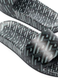 Versace claquettes à imprimé Greca